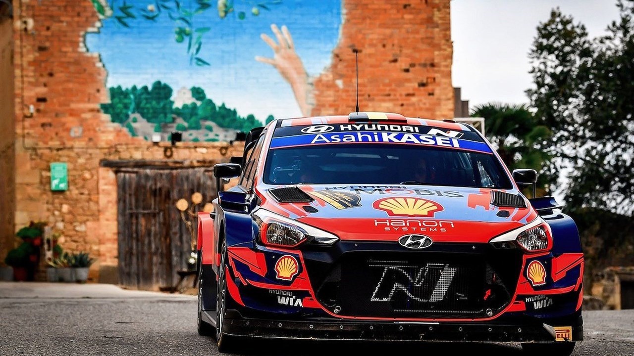 WRC: Νίκησε ο Neuville στο ράλι Καταλονίας αλλά «έχασε» το χρώμα του στο power stage