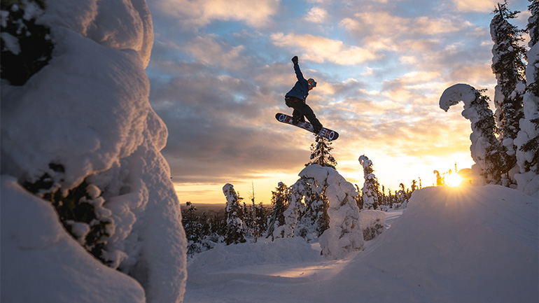 Eero Ettala: ένα κάστρο από χιόνι γίνεται snowboardάδικος παράδεισος